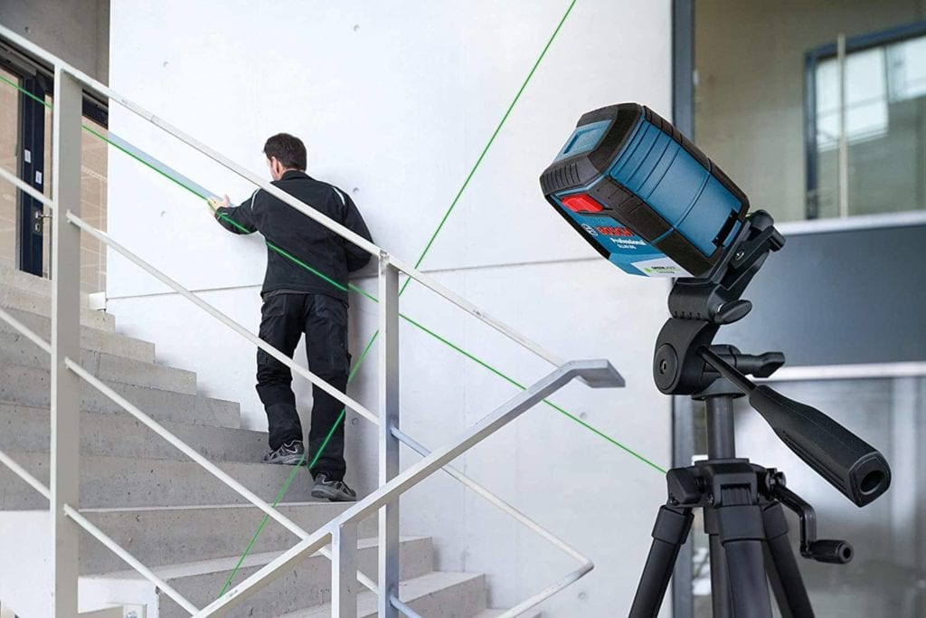 using BOSCH GLL40-20G Green-Beam Self-Leveling Cross-Line Laser